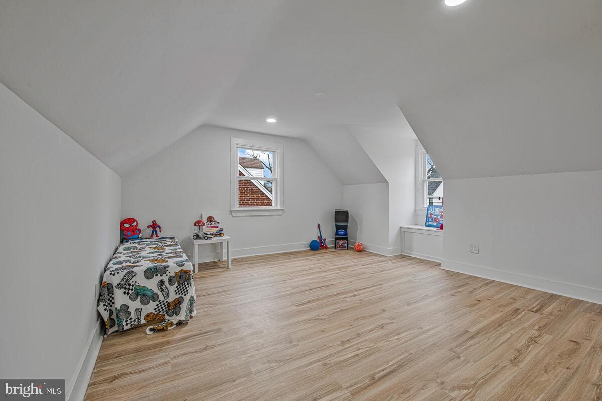 6508 Foster Street photo 23