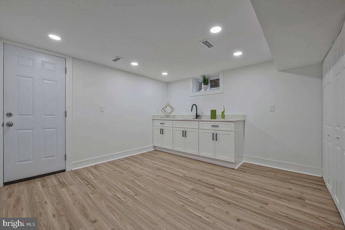 6508 Foster Street photo 28