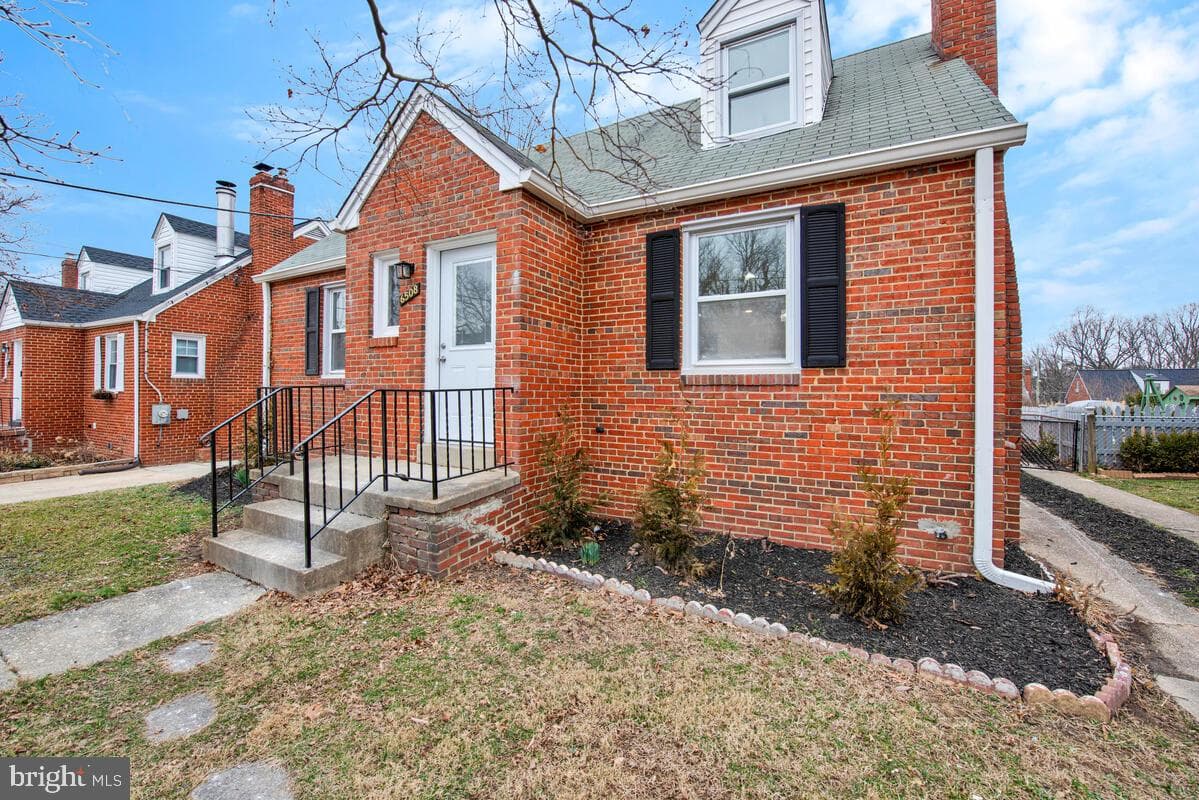 6508 Foster Street photo 3