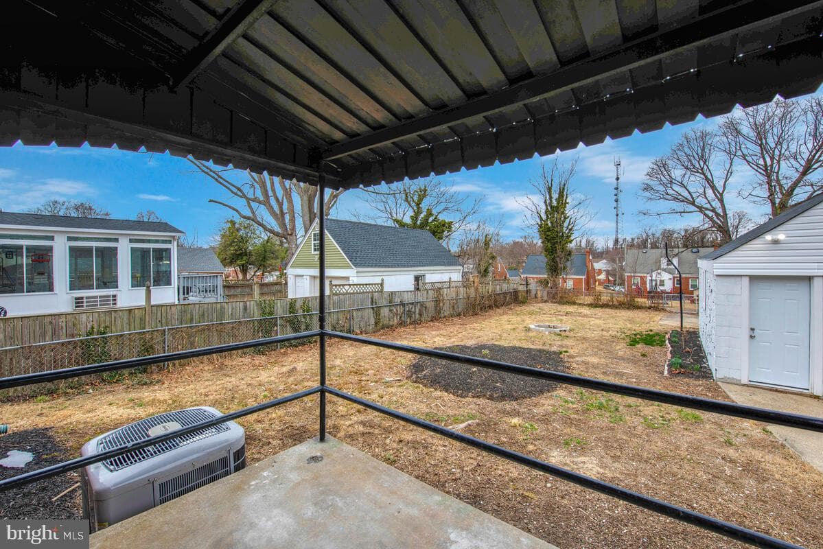 6508 Foster Street photo 35