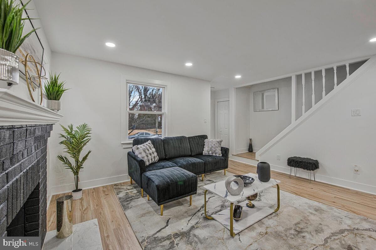 6508 Foster Street photo 6
