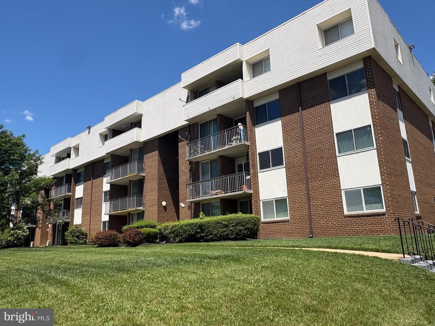 10241 Prince Place #27-203 photo 11