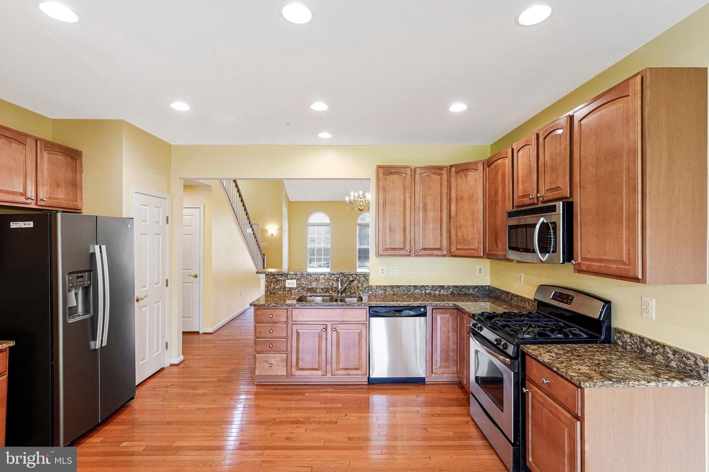 9902 Hillandale Way #17 photo 11