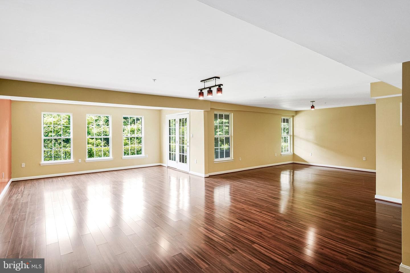 9902 Hillandale Way #17 photo 17