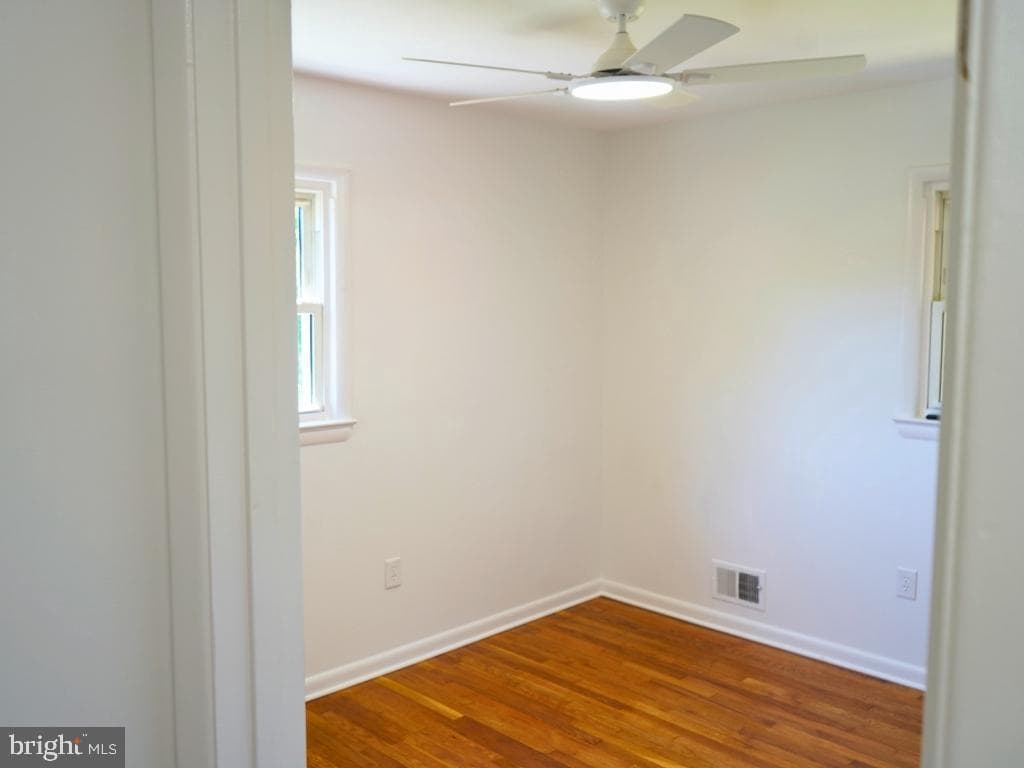 6808 Emerson Street photo 17