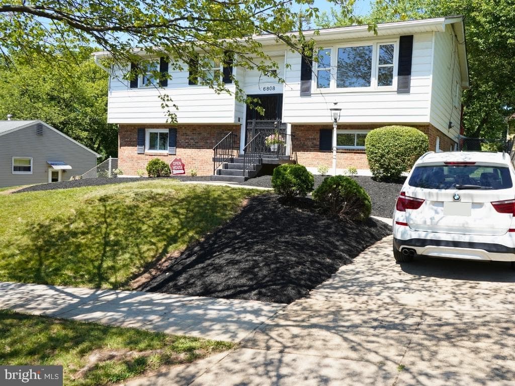 6808 Emerson Street photo 2