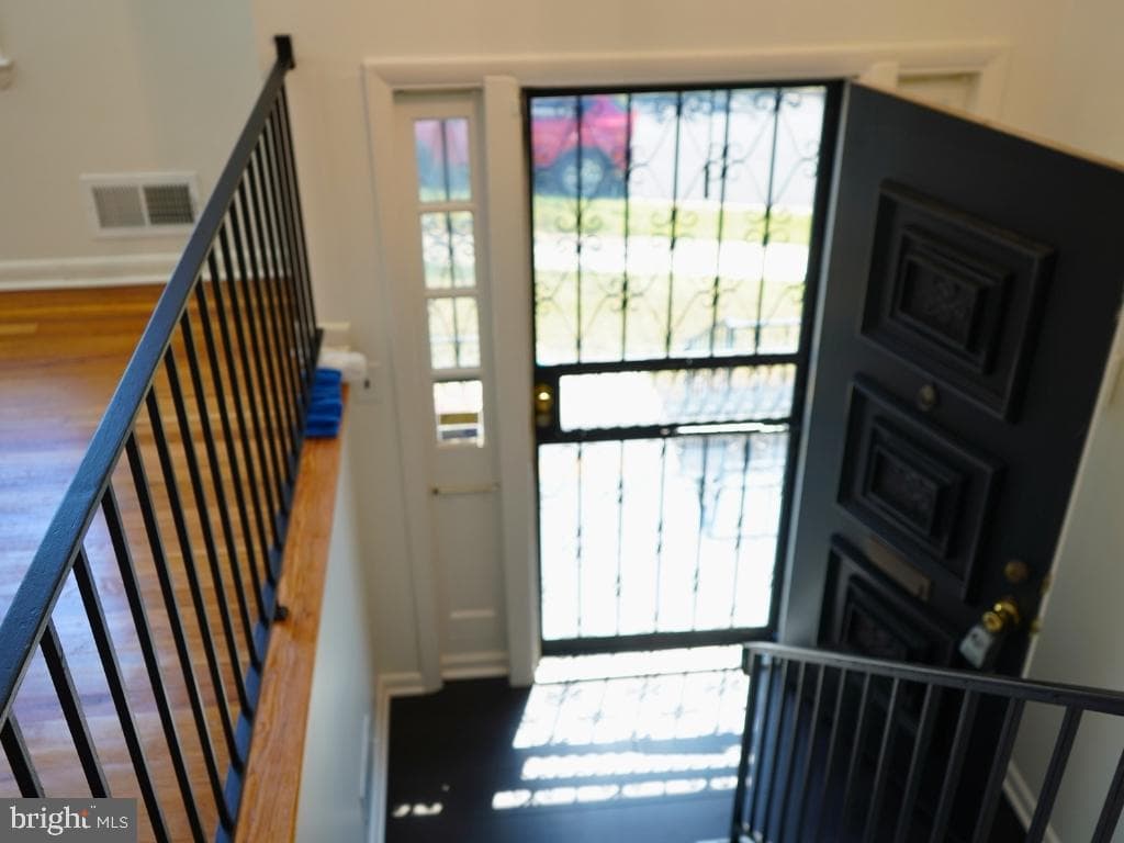 6808 Emerson Street photo 3