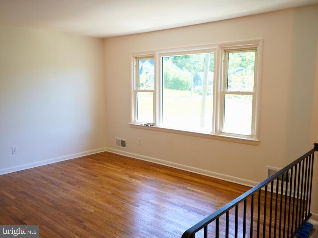 6808 Emerson Street photo 4