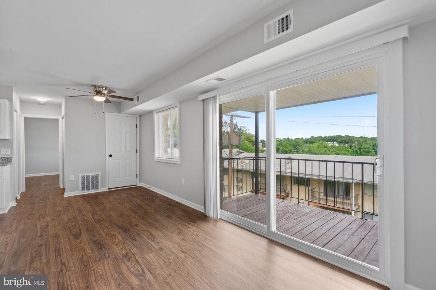5402 85th Avenue #202 photo 9
