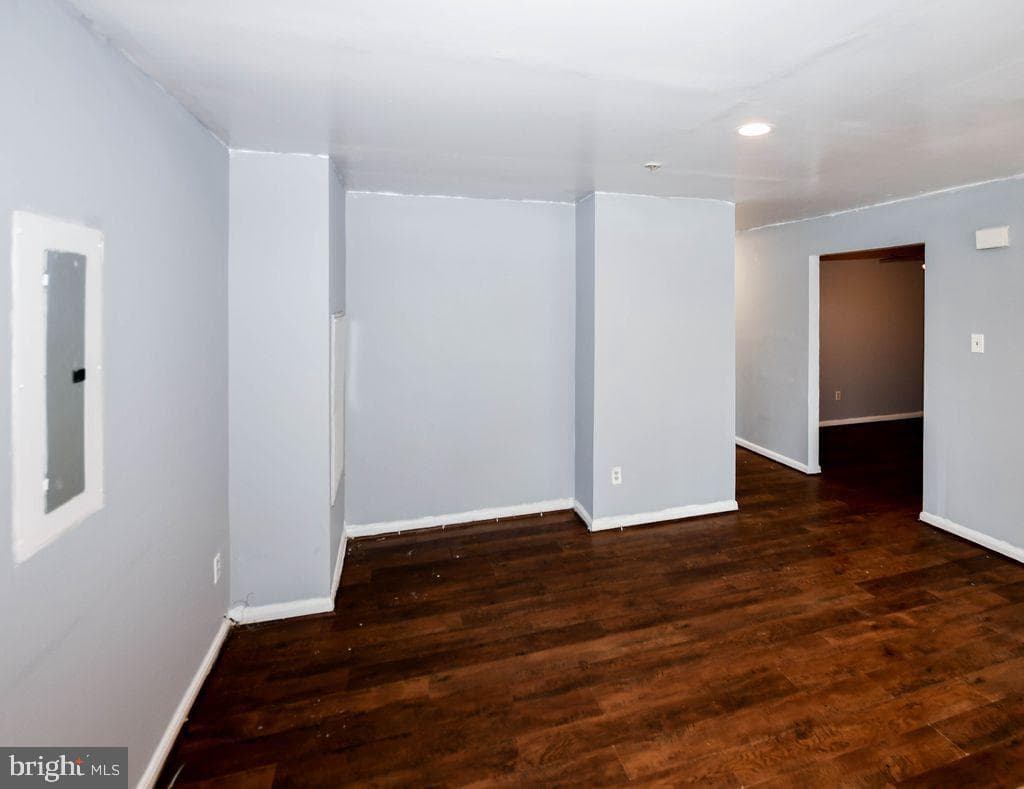 6700 Milltown Court photo 7
