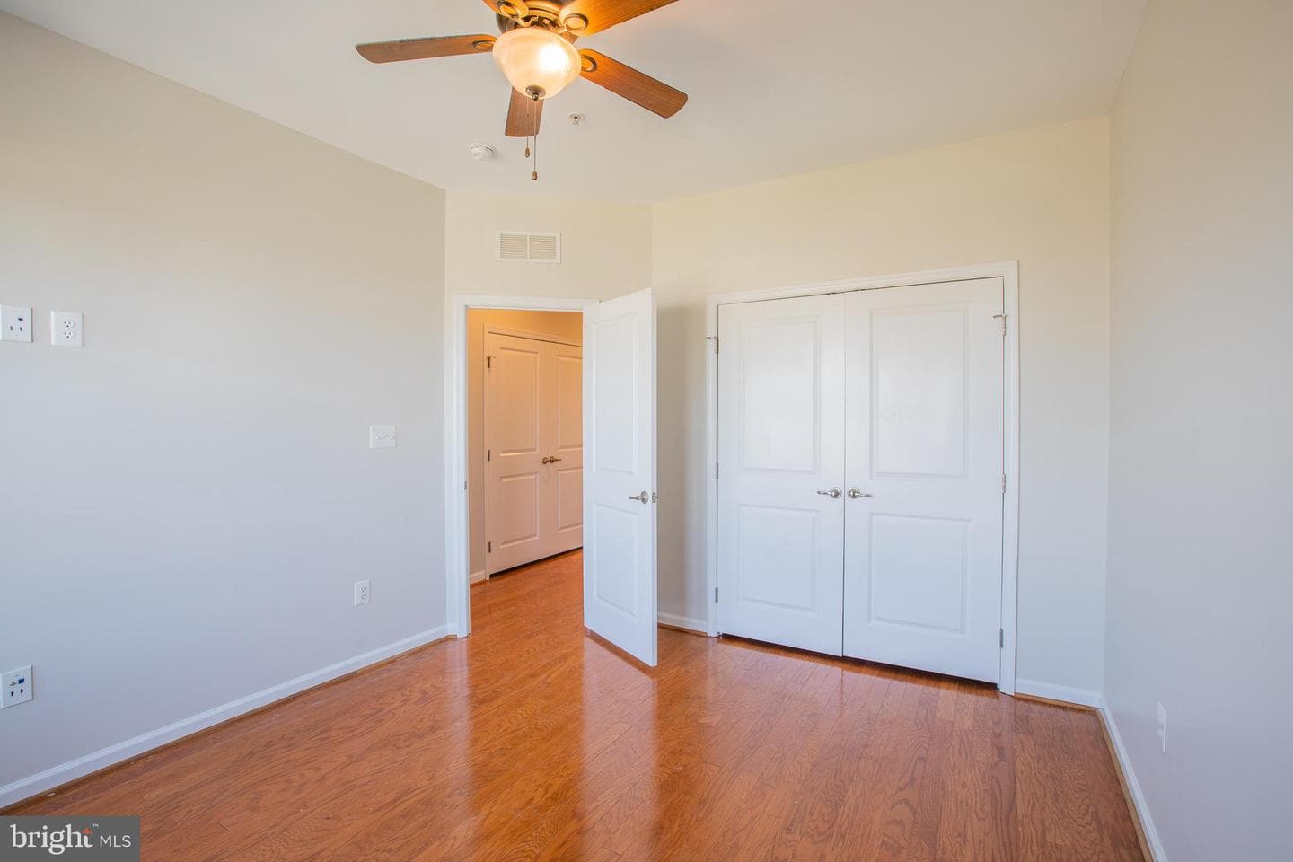 5307 S Center Drive #304d photo 31