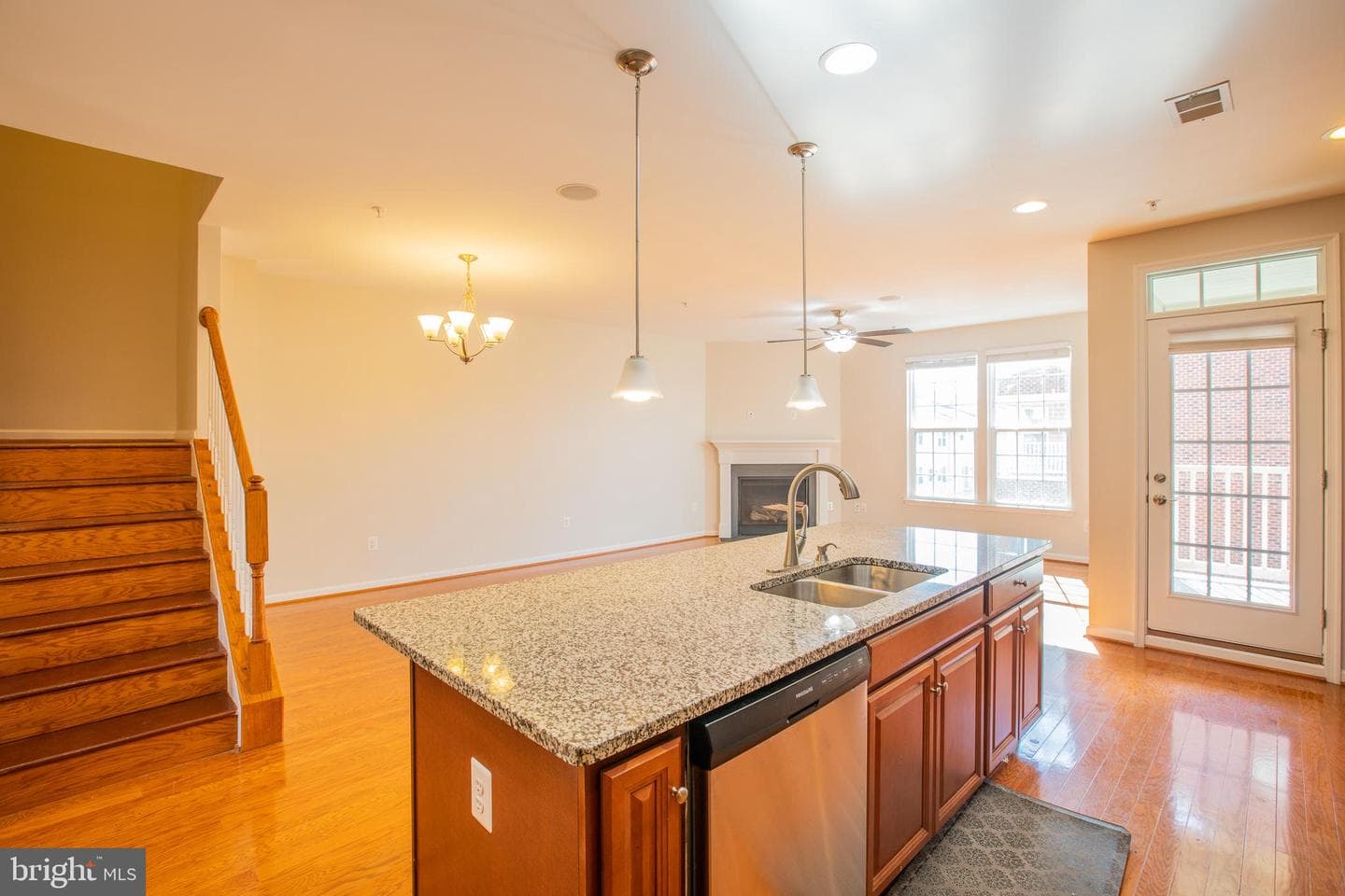 5307 S Center Drive #304d photo 8