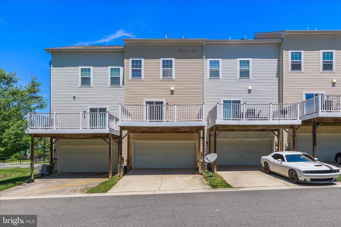 6103 Hanlon Street photo 30
