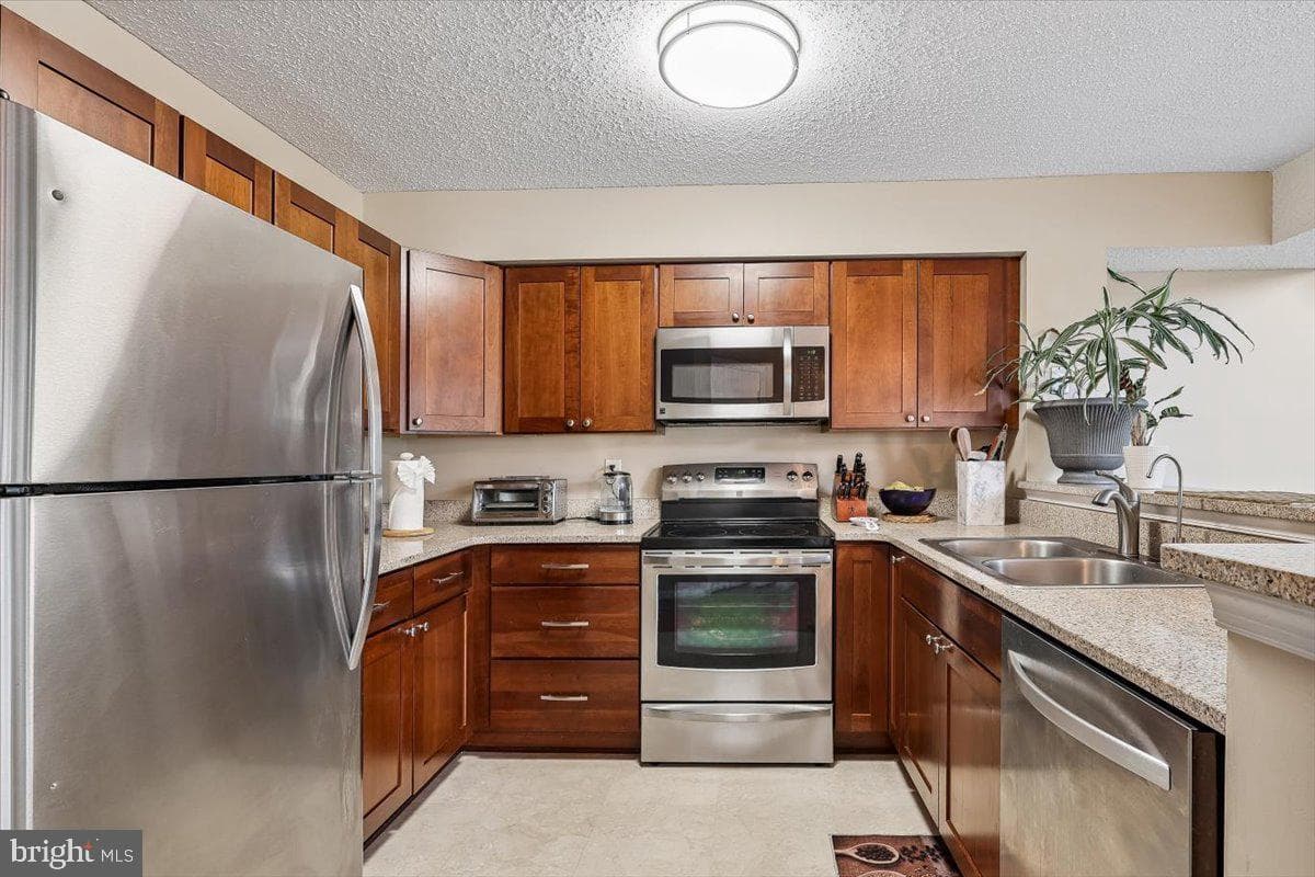 14011 Briston Street #11-E photo 15