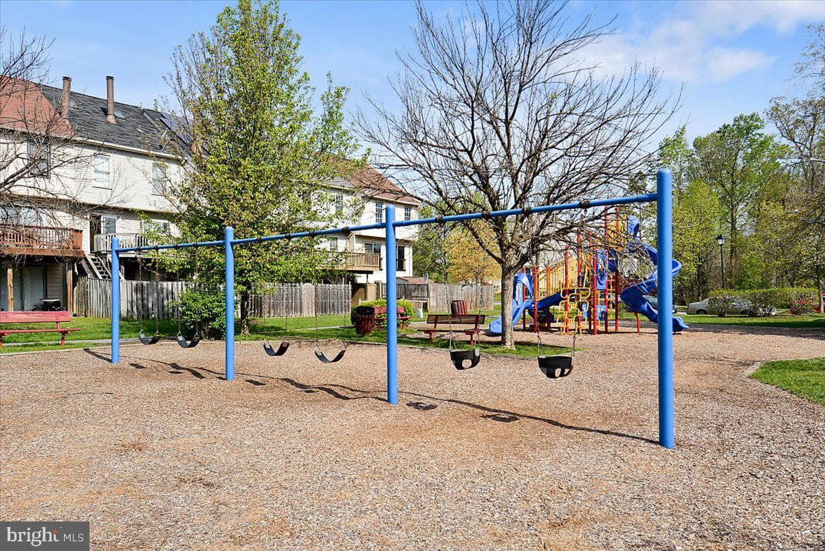 14011 Briston Street #11-E photo 34