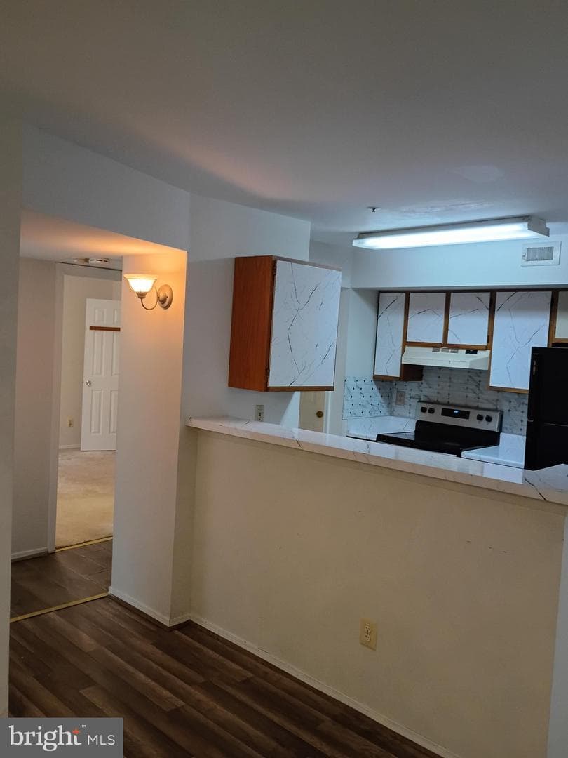 13560 Lord Sterling Place #9-4 photo 34