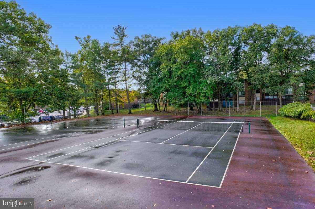 8431 Greenbelt Road photo 16