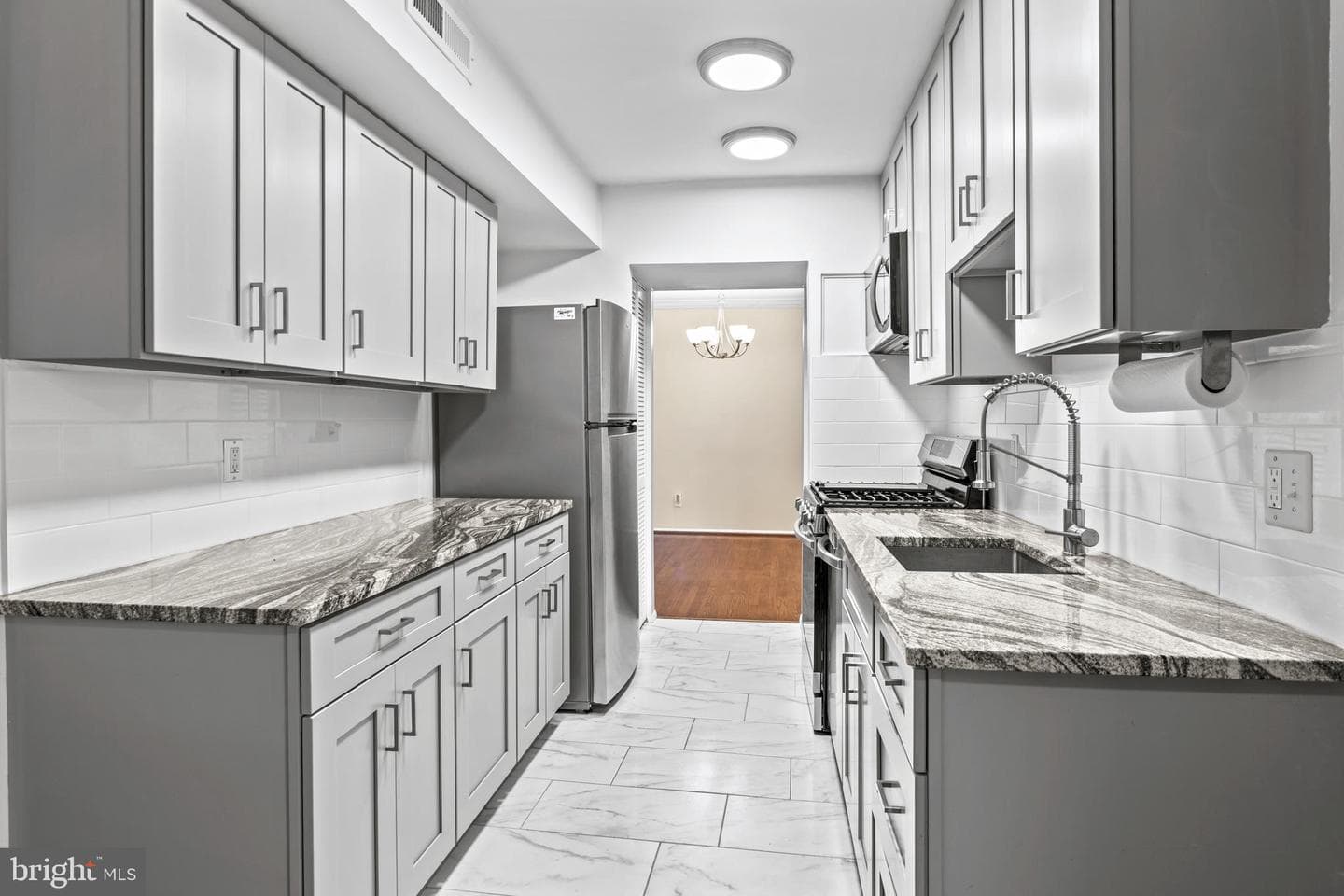 11220 Cherry Hill Rd # 304 photo 17
