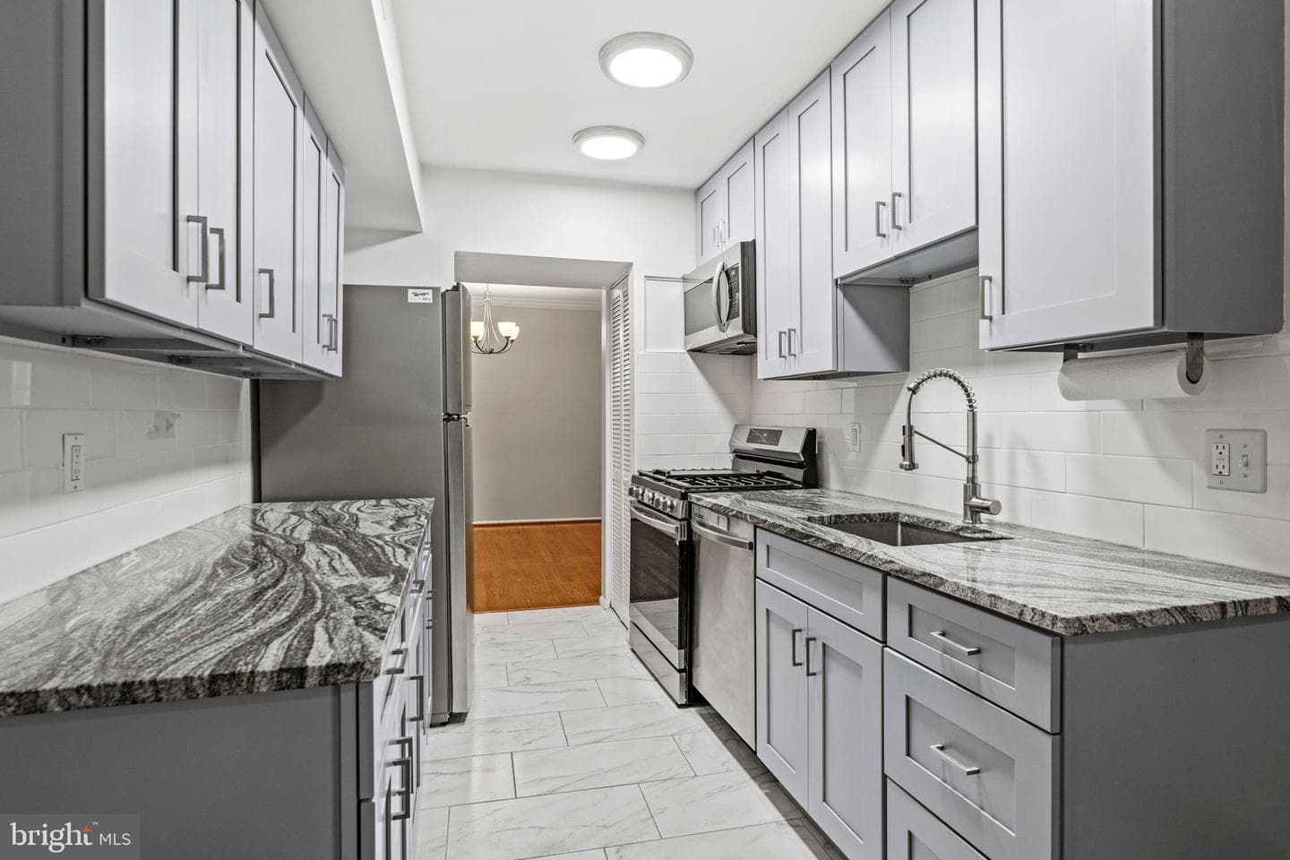 11220 Cherry Hill Rd # 304 photo 18