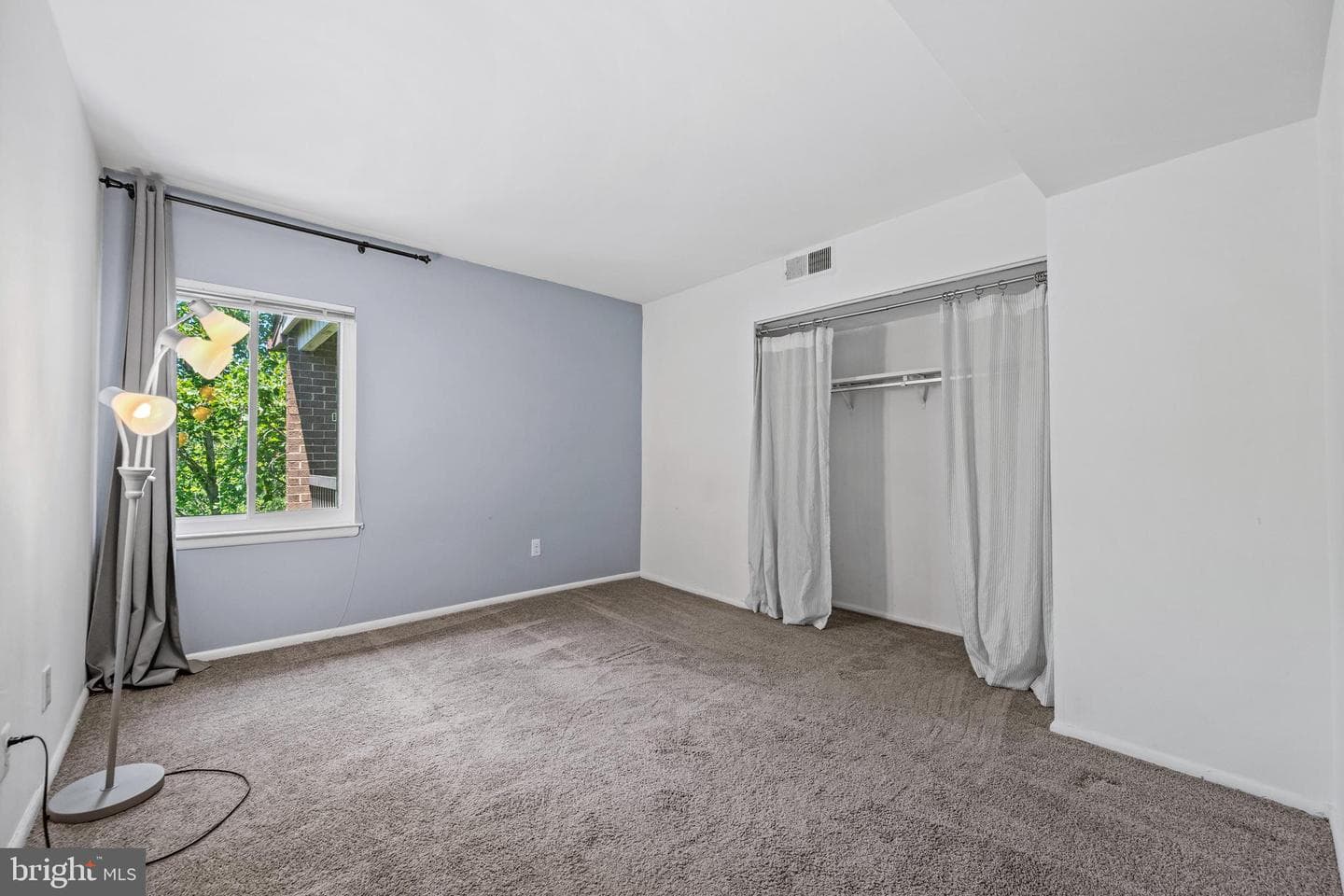 11220 Cherry Hill Rd # 304 photo 25