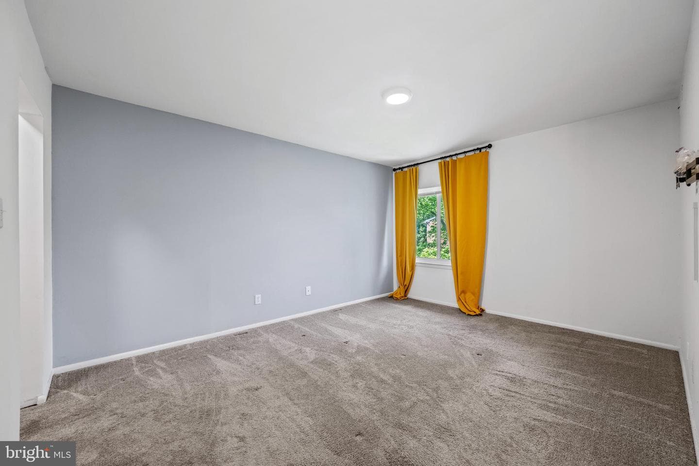 11220 Cherry Hill Rd # 304 photo 30