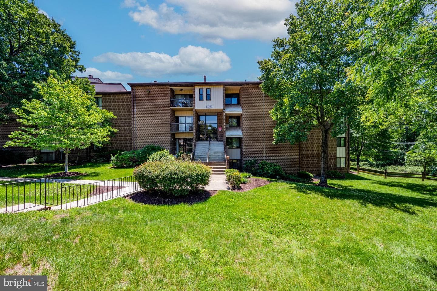 11220 Cherry Hill Rd # 304 photo 35