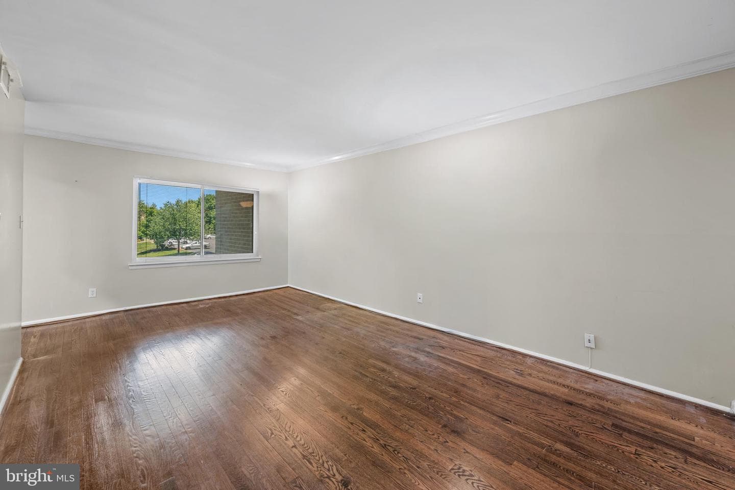 11220 Cherry Hill Rd # 304 photo 6