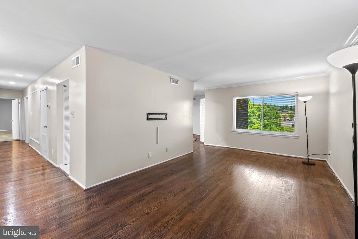 11220 Cherry Hill Rd # 304 photo 7