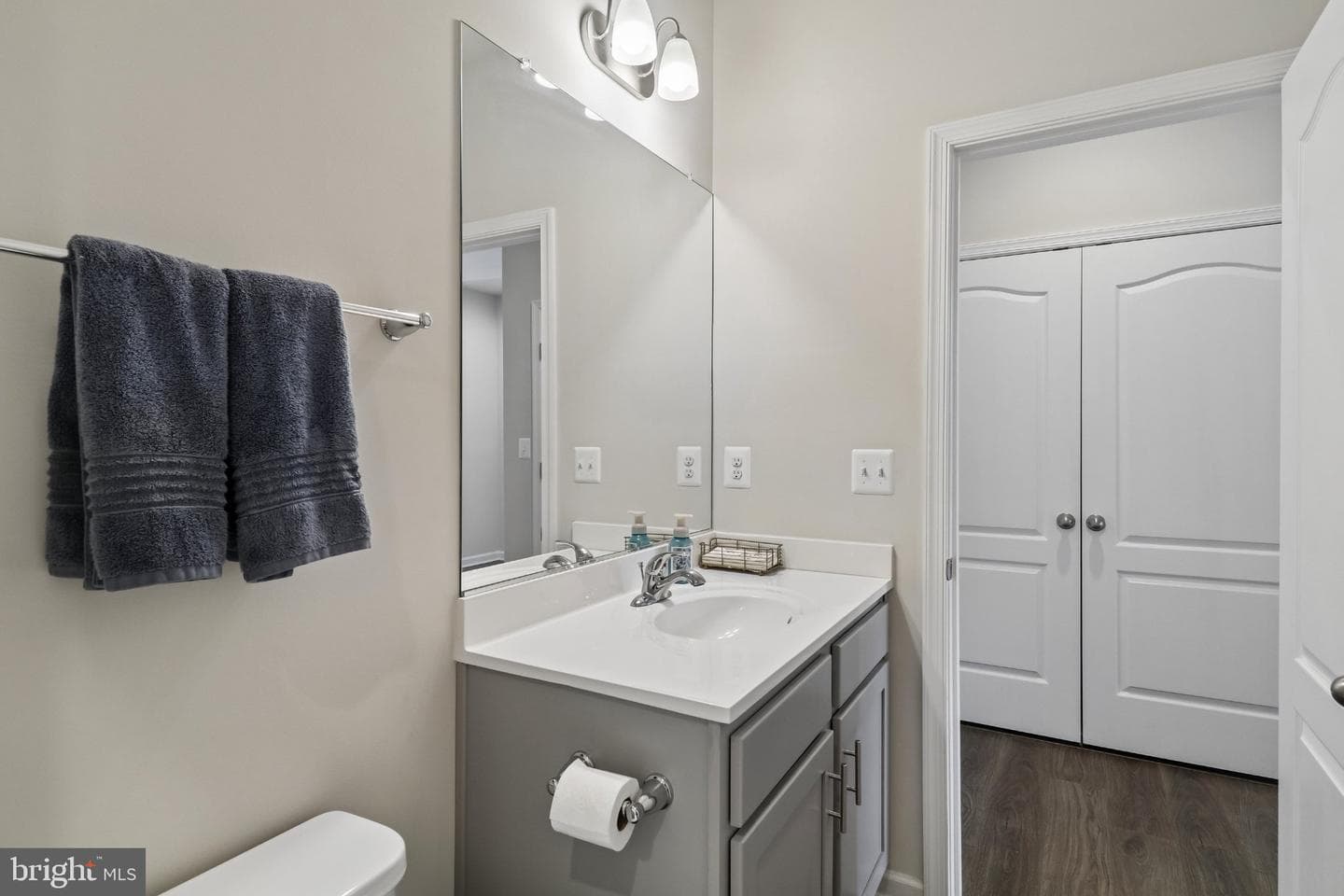 7720 Presidential Parkway photo 32