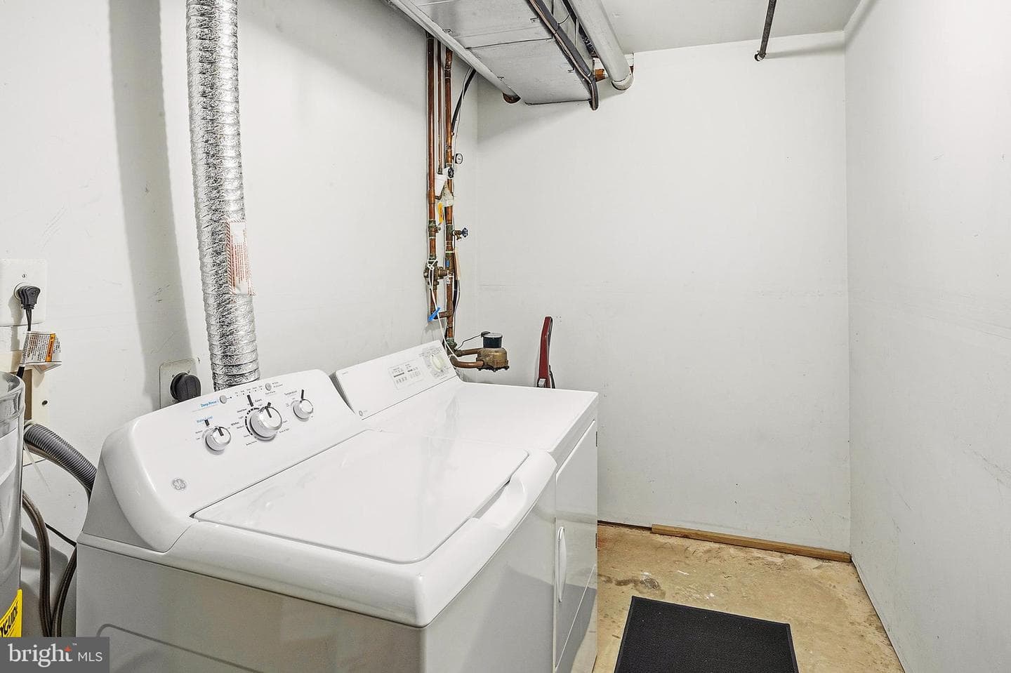 3935 Ettrick Court #31 photo 22