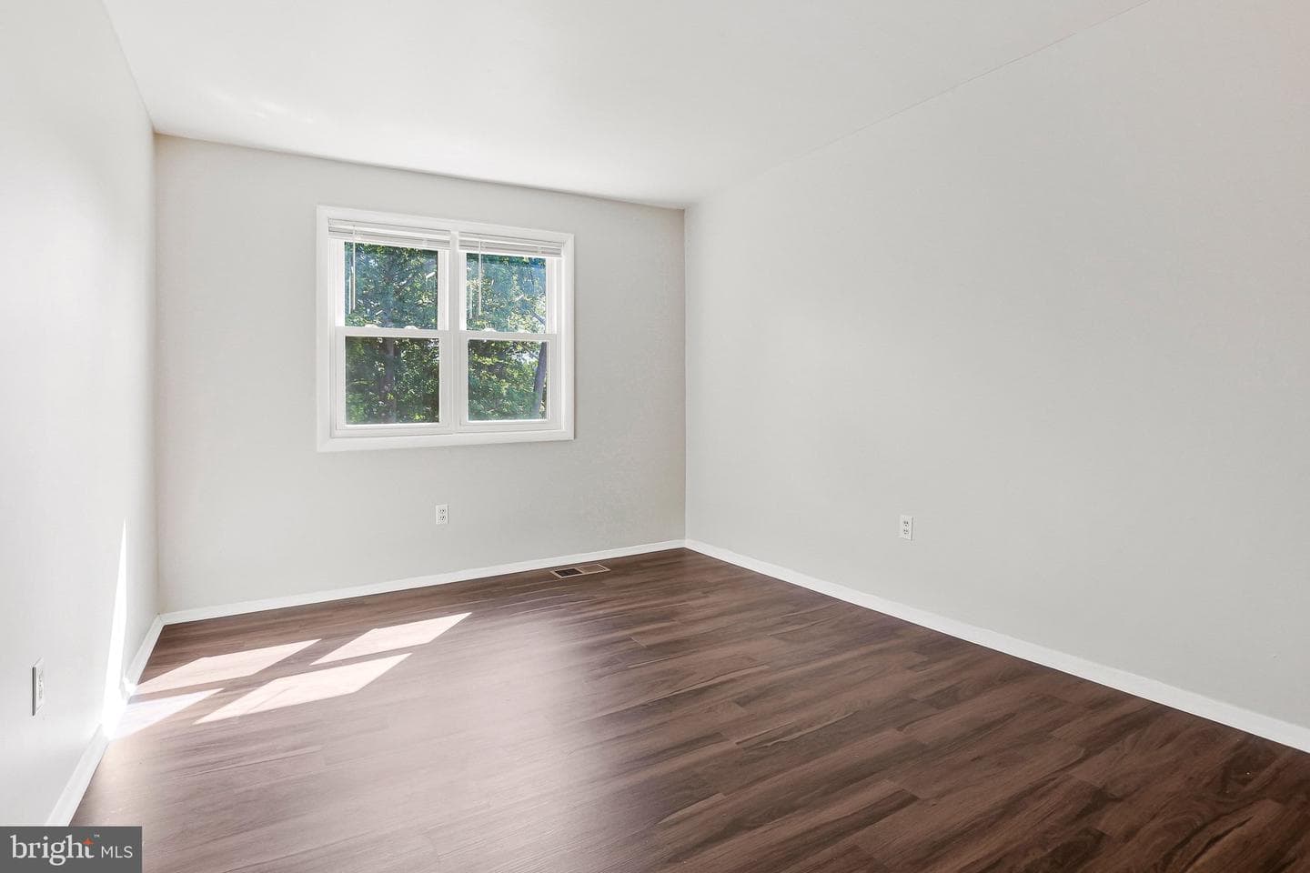 7612 Erica Lane photo 26