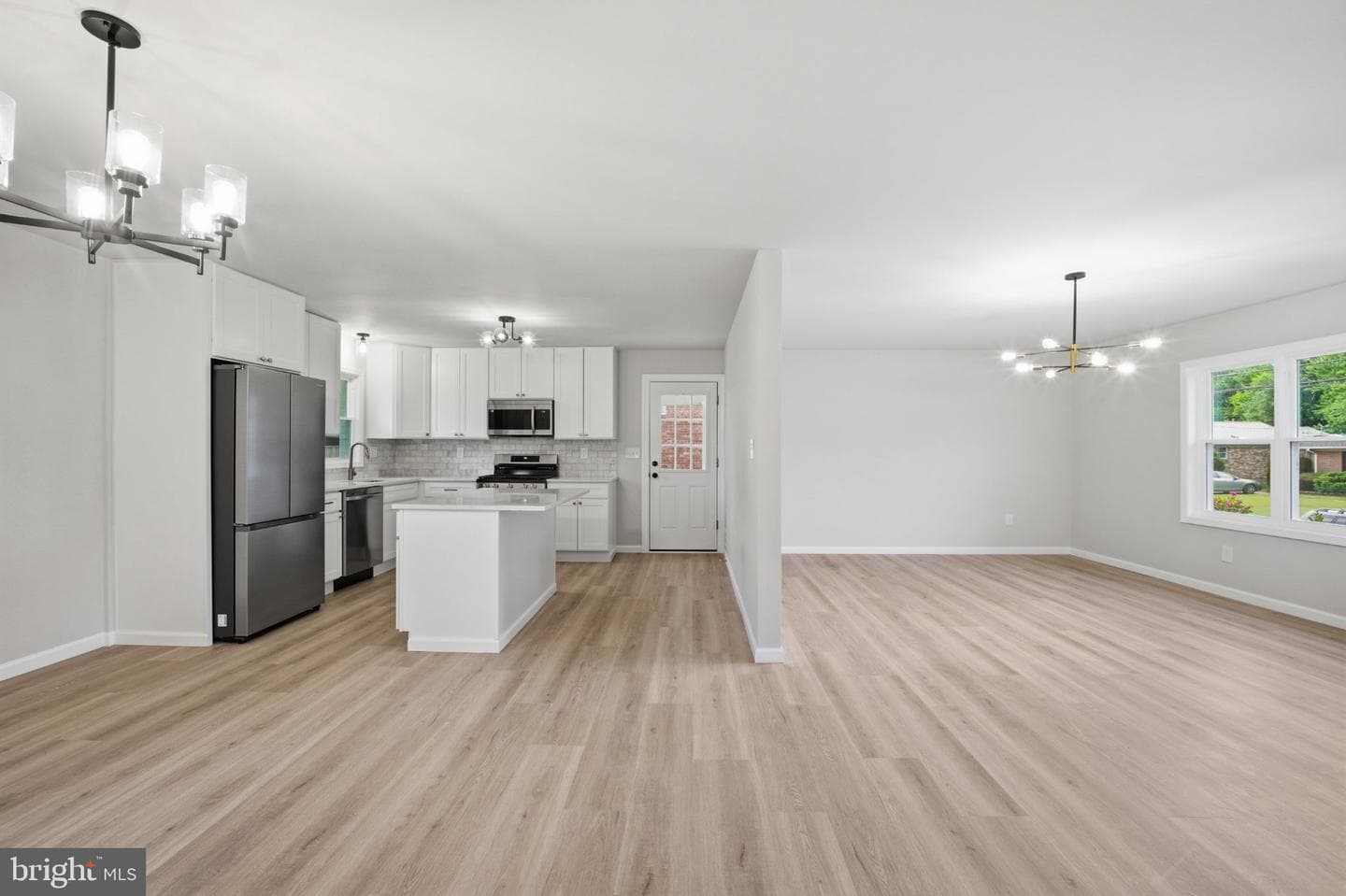 9414 Eldred Place photo 12