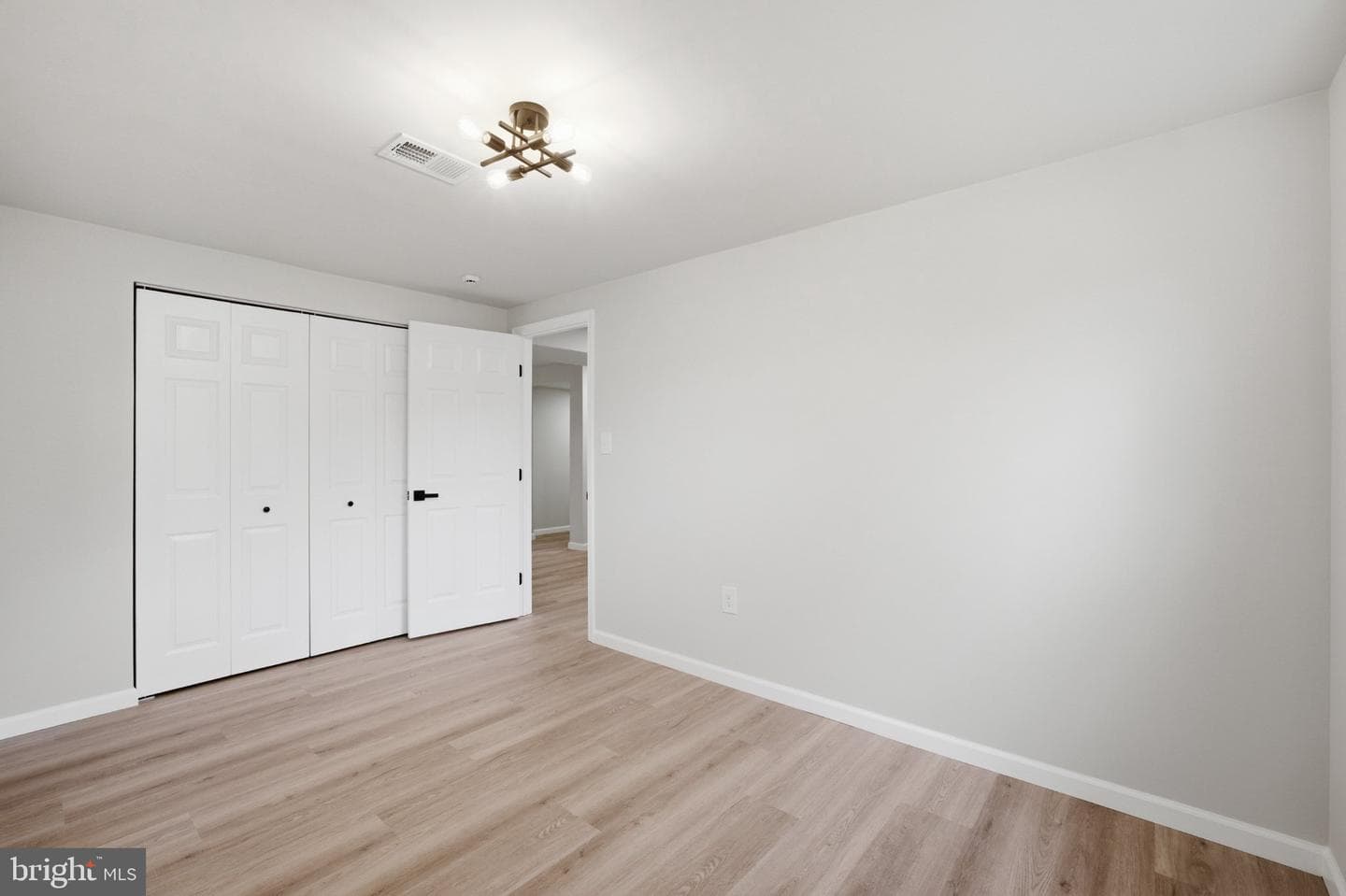 9414 Eldred Place photo 29