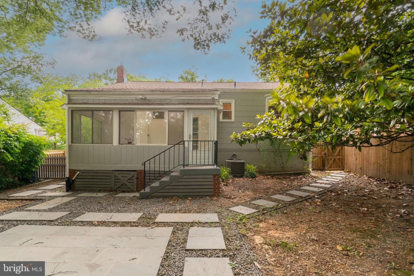 9205 49th Avenue photo 53