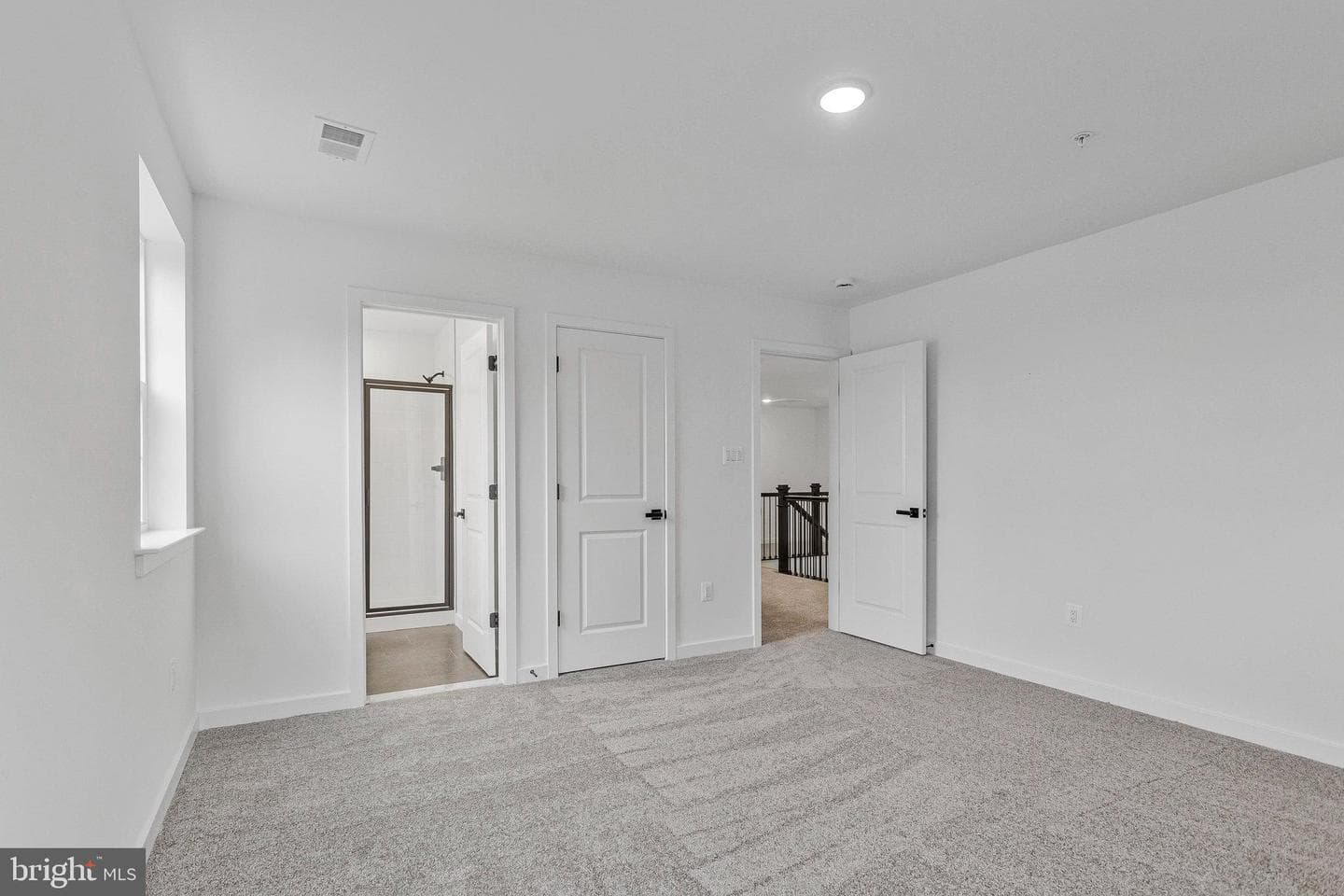 2024 Saint James Road photo 35