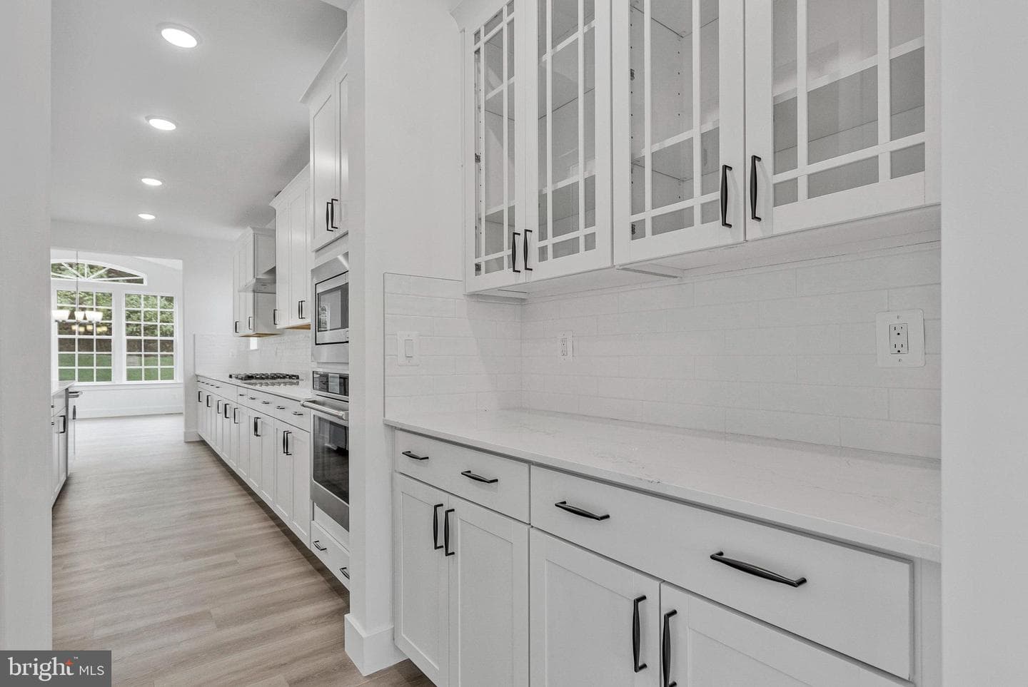 2024 Saint James Road photo 6