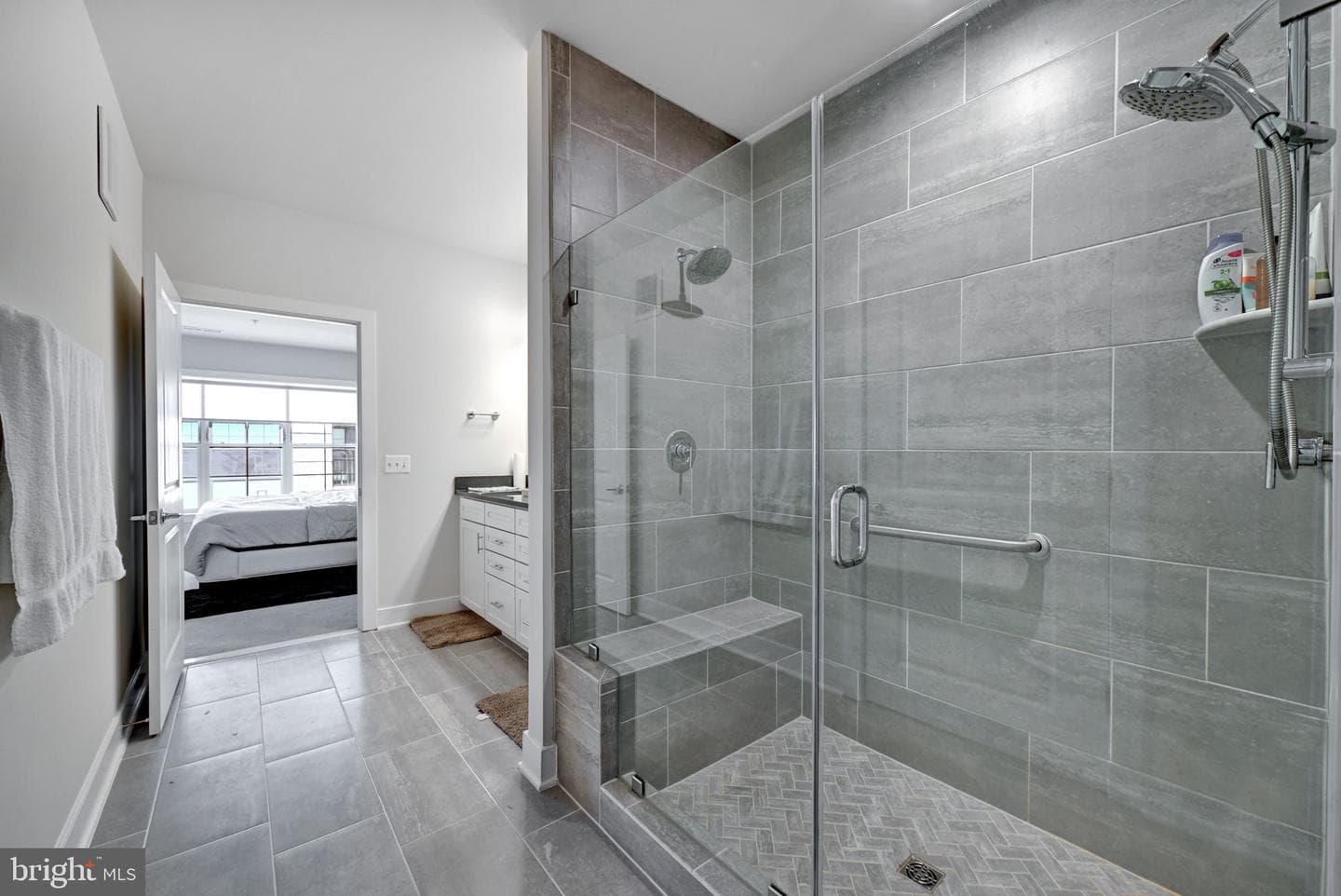 102 Saint Ives Place #401 photo 10