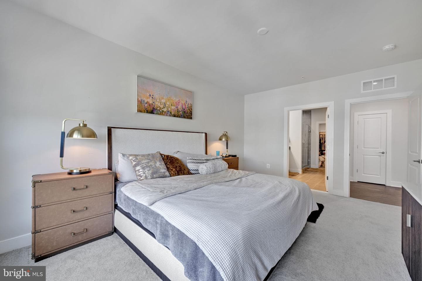 102 Saint Ives Place #401 photo 4