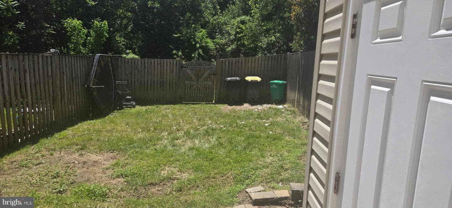 8913 Grandhaven Avenue photo 38