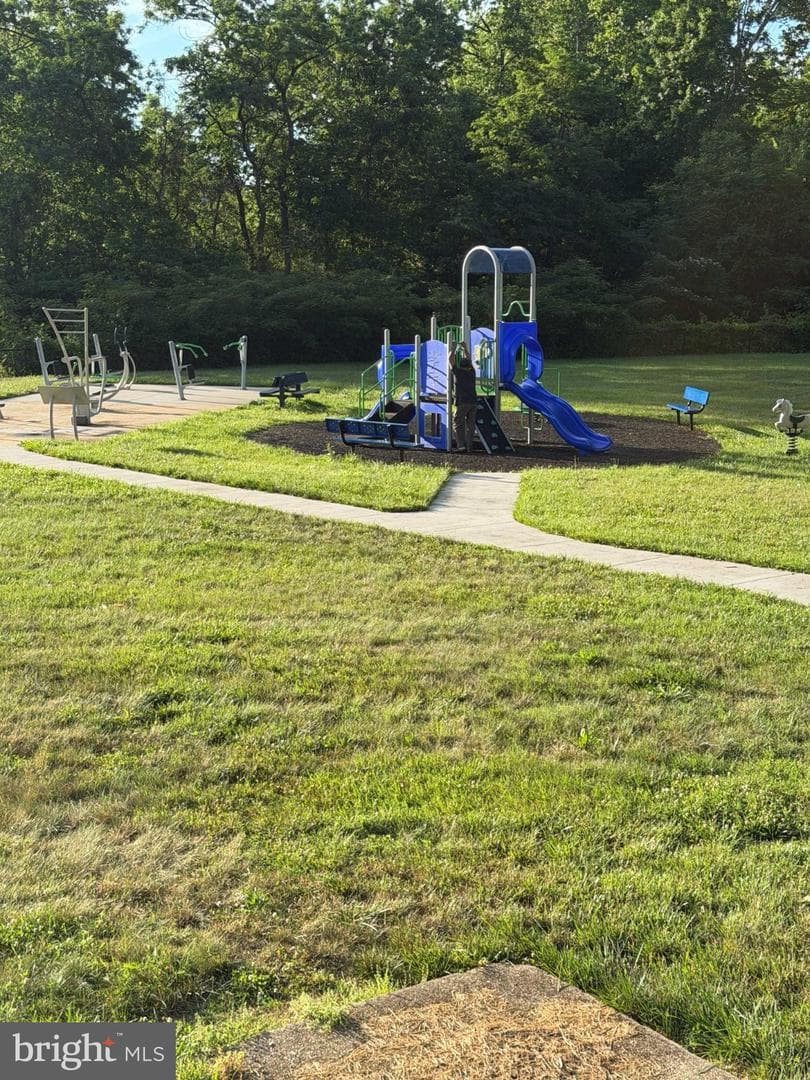 6208 Seat Pleasant Drive photo 40