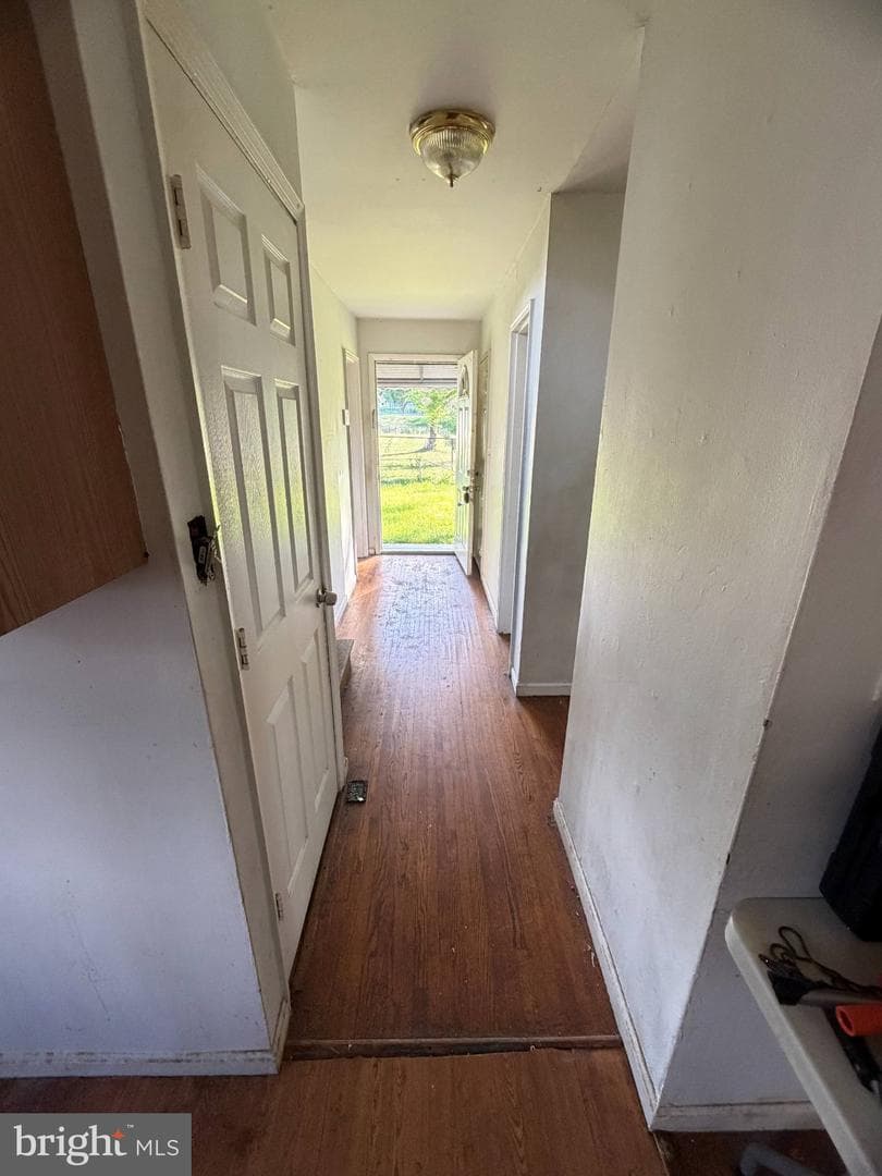 6208 Seat Pleasant Drive photo 5