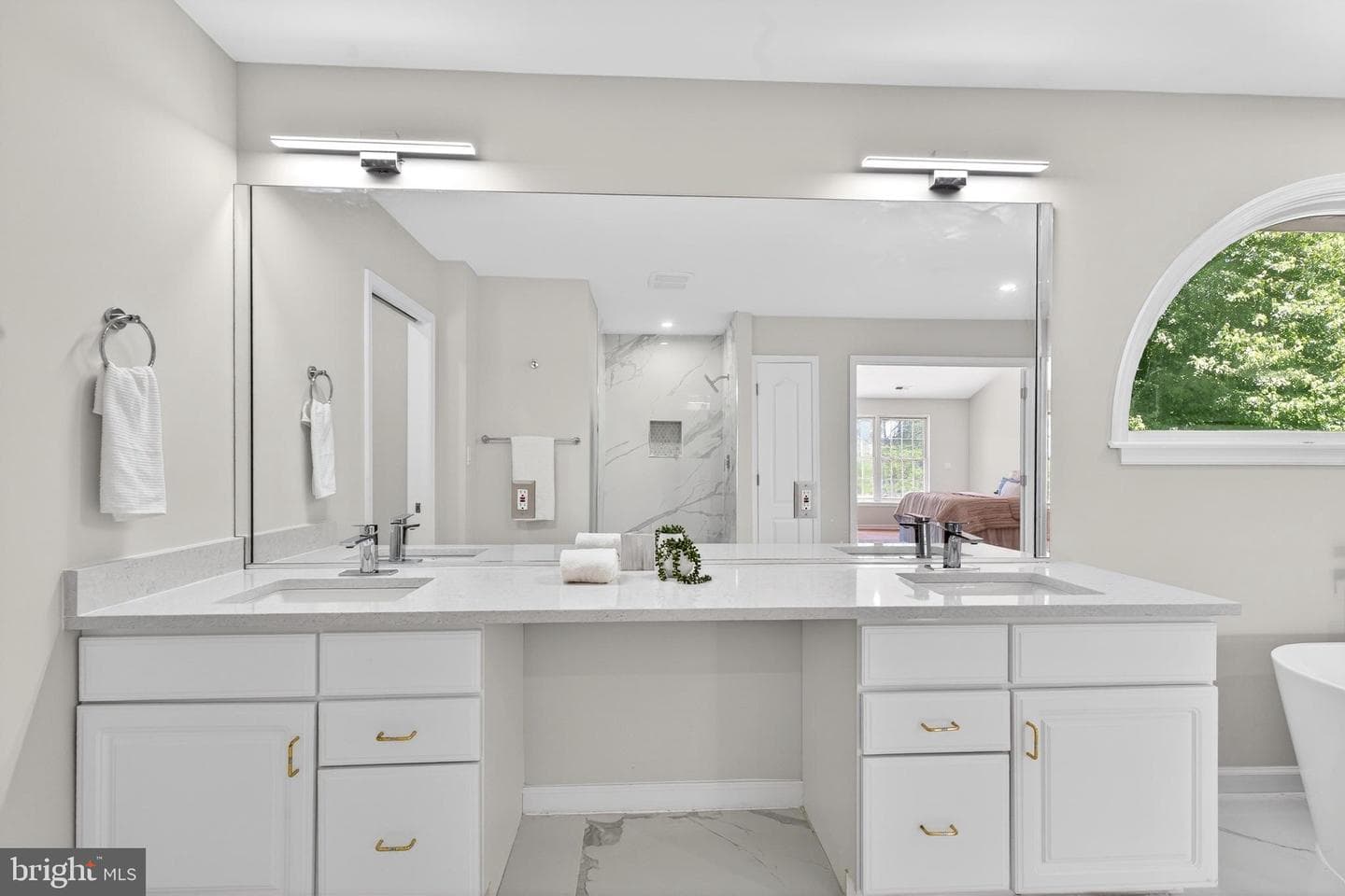 9312 Fox Run Drive photo 24