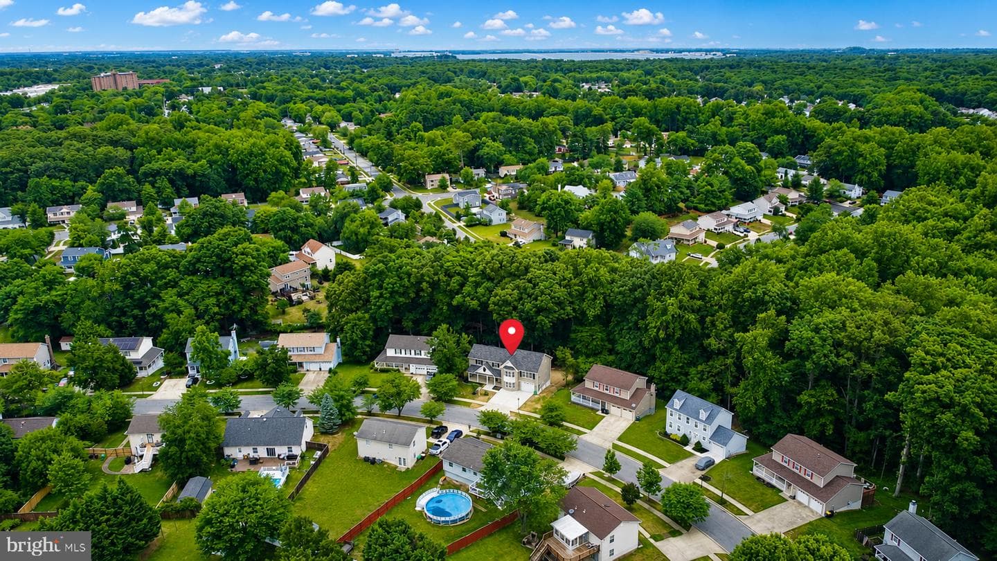 9312 Fox Run Drive photo 4