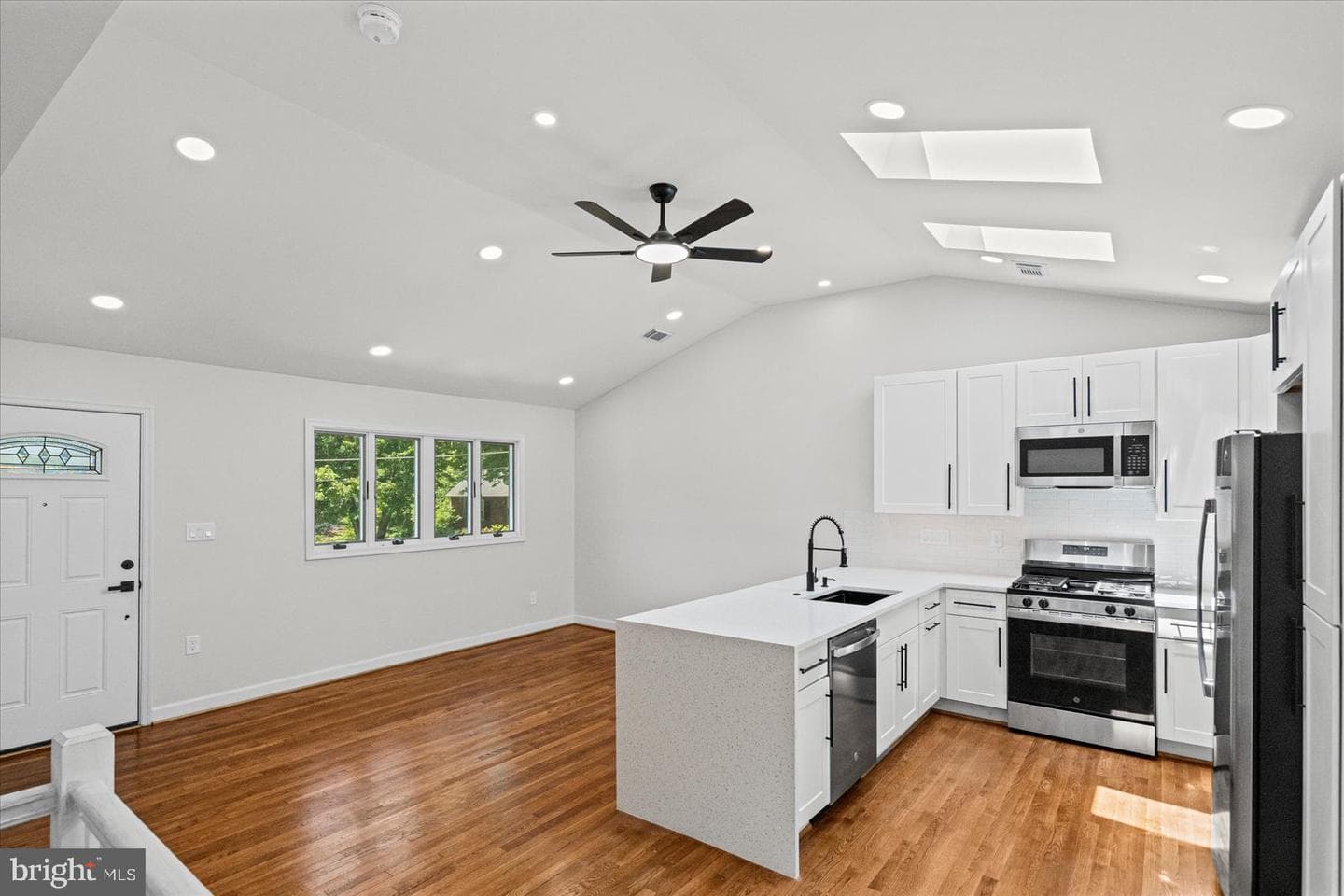 7001 Bishop Drive photo 13