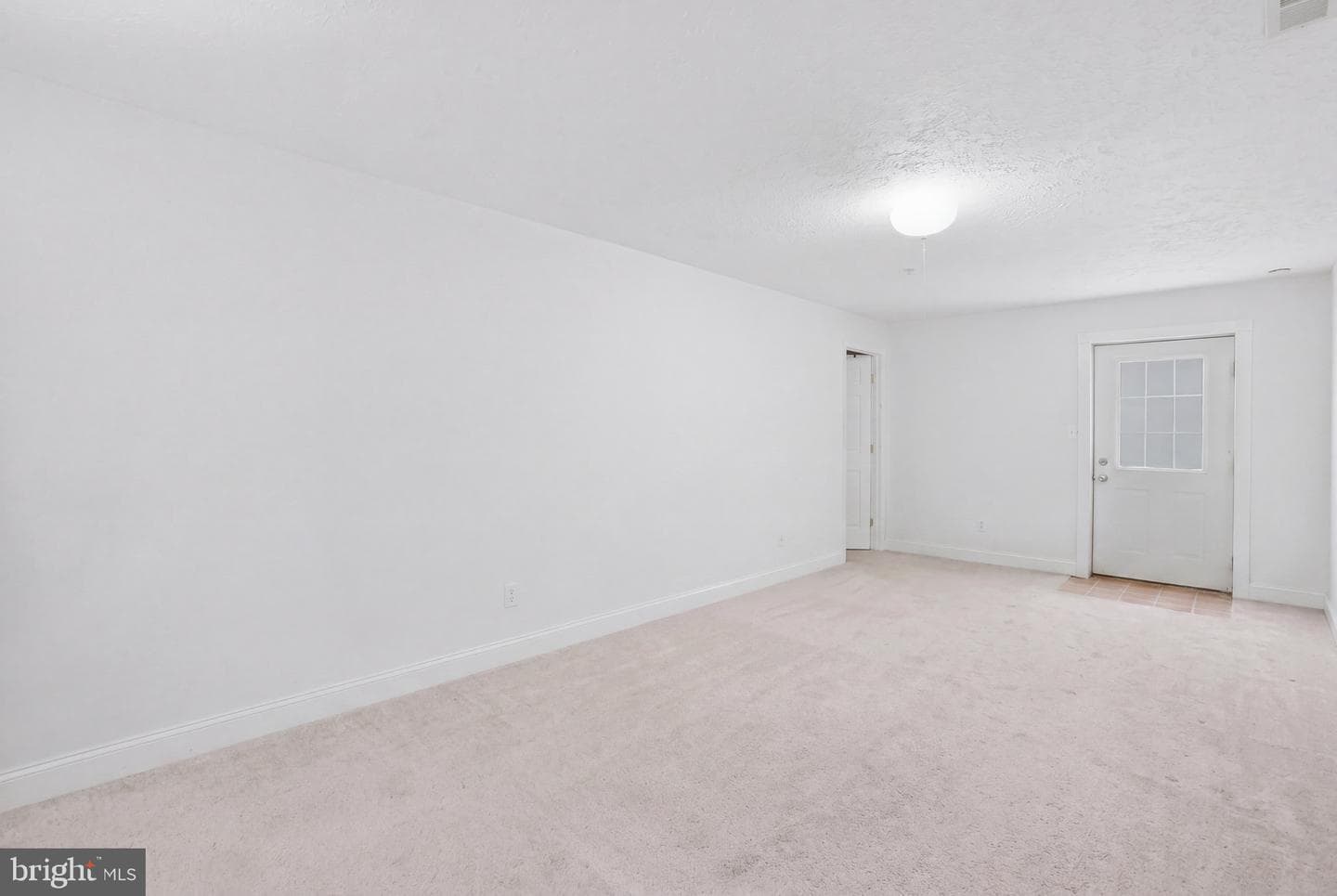 4702 Tecumseh Street photo 38