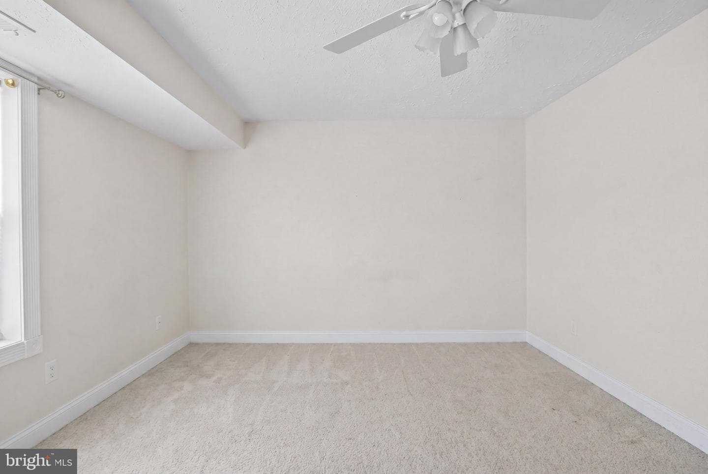 4702 Tecumseh Street photo 44