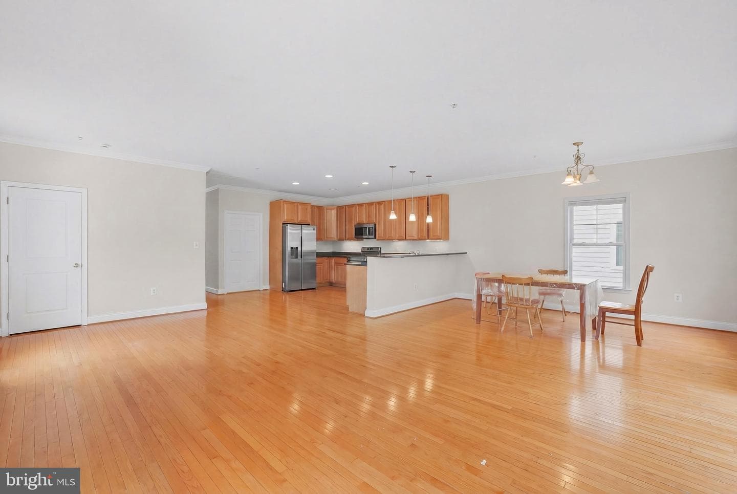 4702 Tecumseh Street photo 9