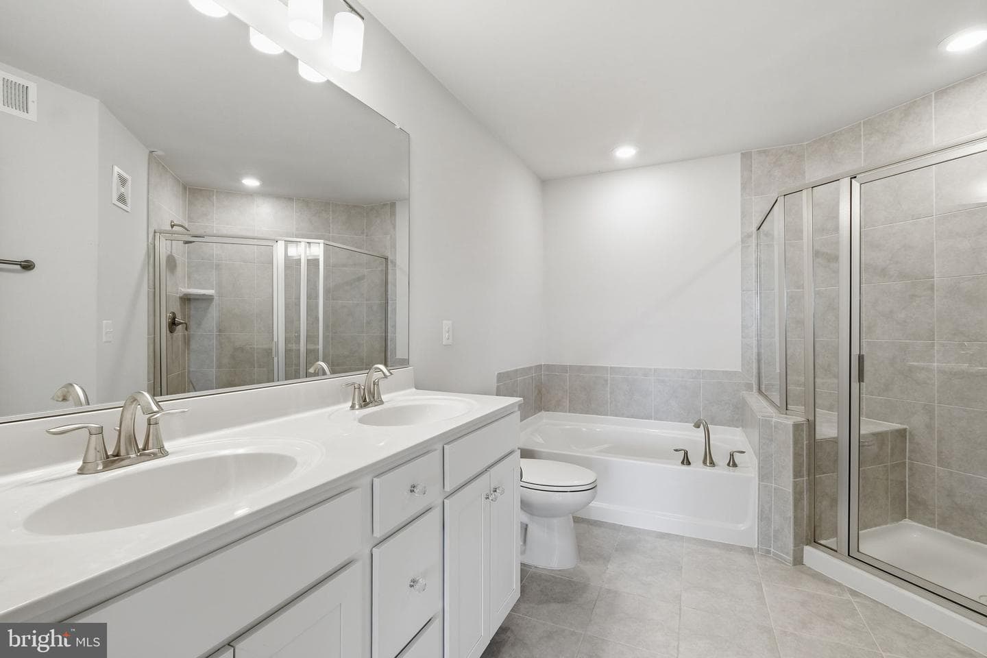 5604 Lanteen Street photo 17