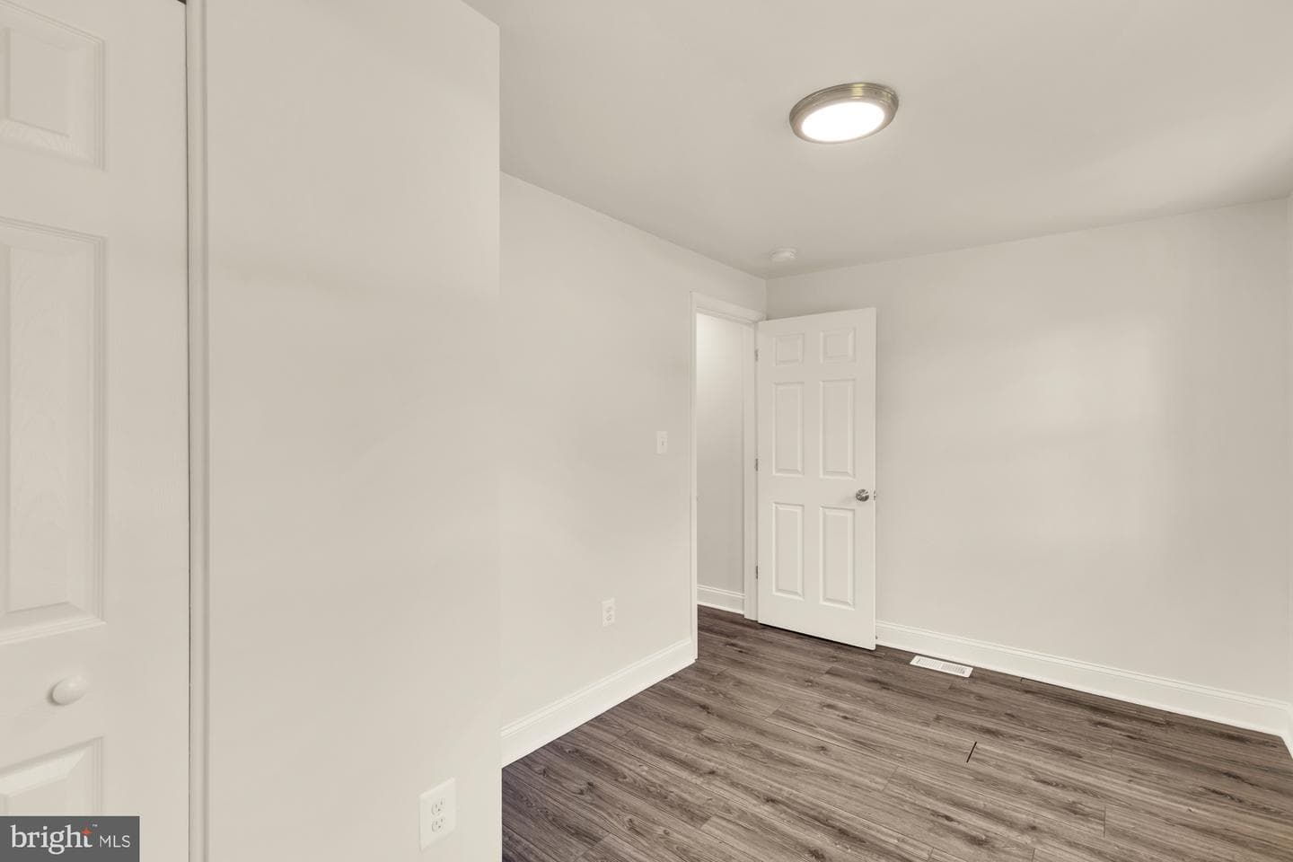 1002 58th Avenue photo 24