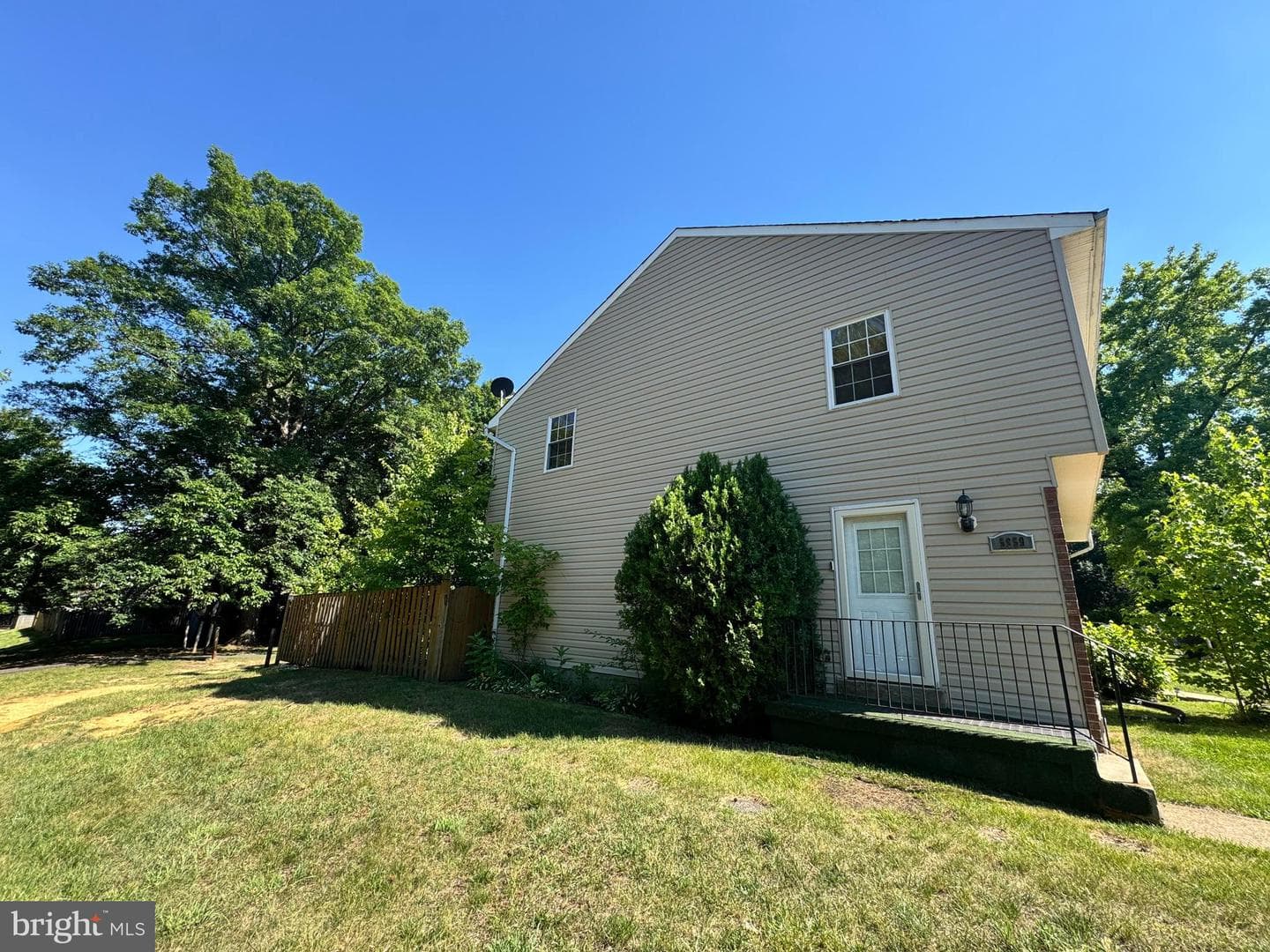 5959 Hil Mar Drive photo 19